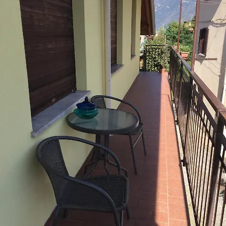 بيت للعطل Casavacanza Chiara جرافيلونا توتشه